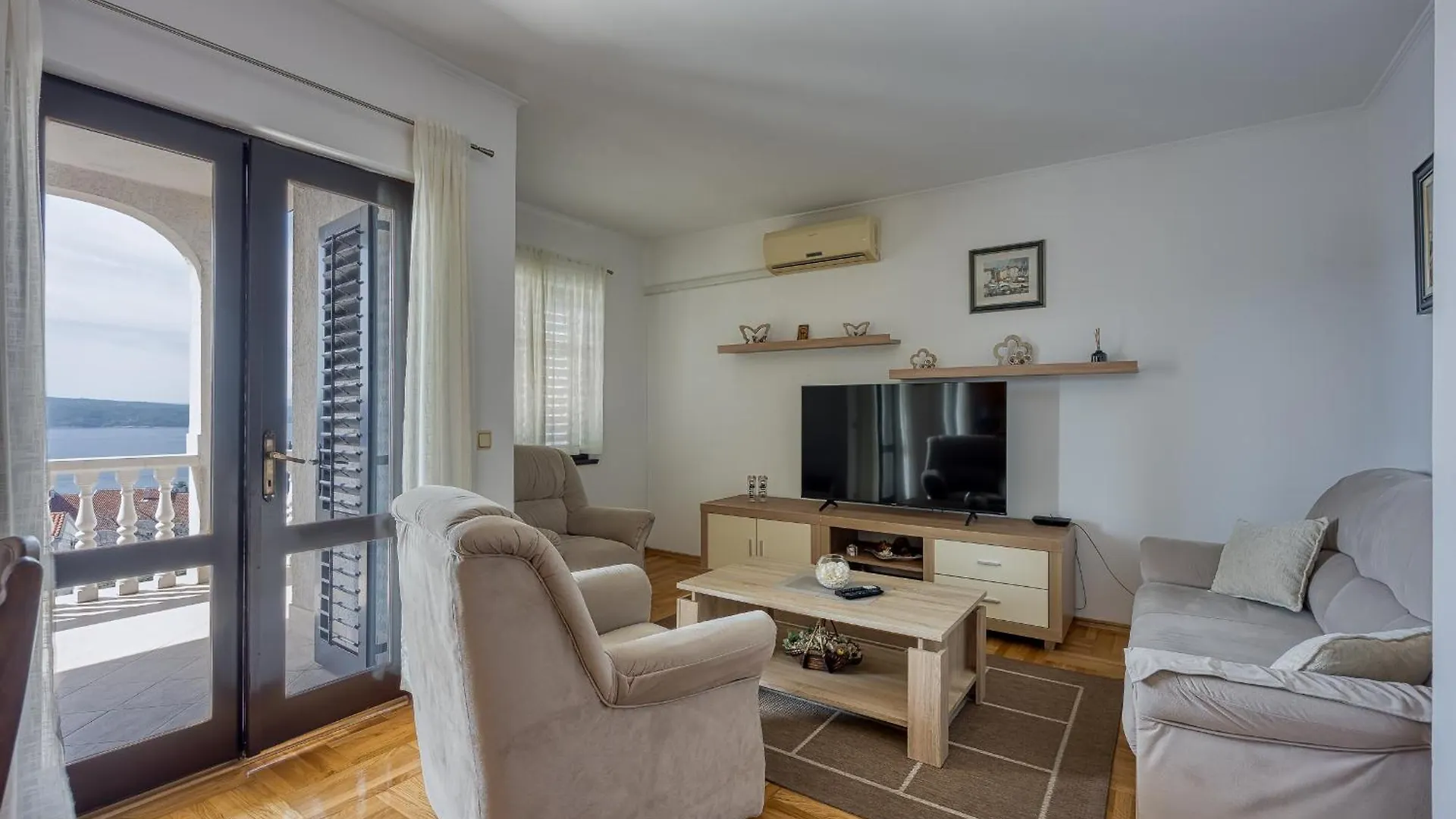 Apartments Grozdana Crikvenica 0*,  Croatia