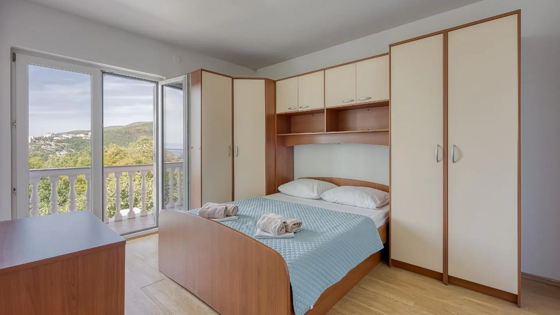 Apartments Grozdana Crikvenica 0*,